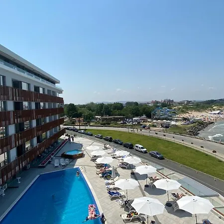 Paradiso 'b' 605 Private Lägenhet *